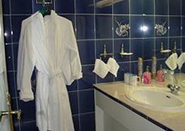 Hotel La Cognette A 25 Kilometres De Chateauroux Et 30 Kilometres De Bourges Issoudun