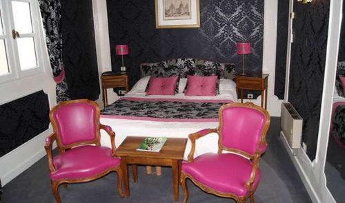 Hotel La Cognette A 25 Kilometres De Chateauroux Et 30 Kilometres De Bourges